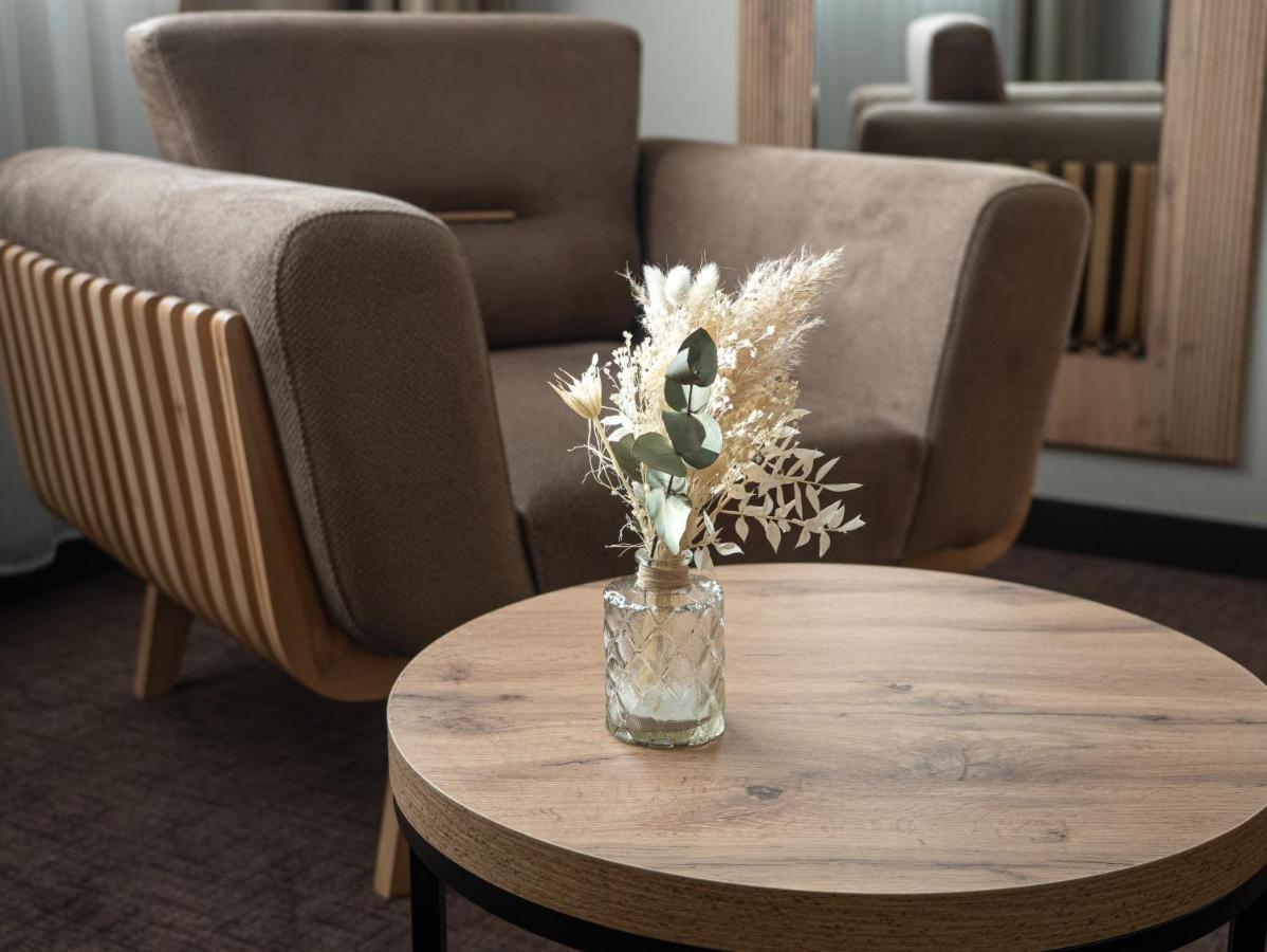 Le 830 Hotel 4*