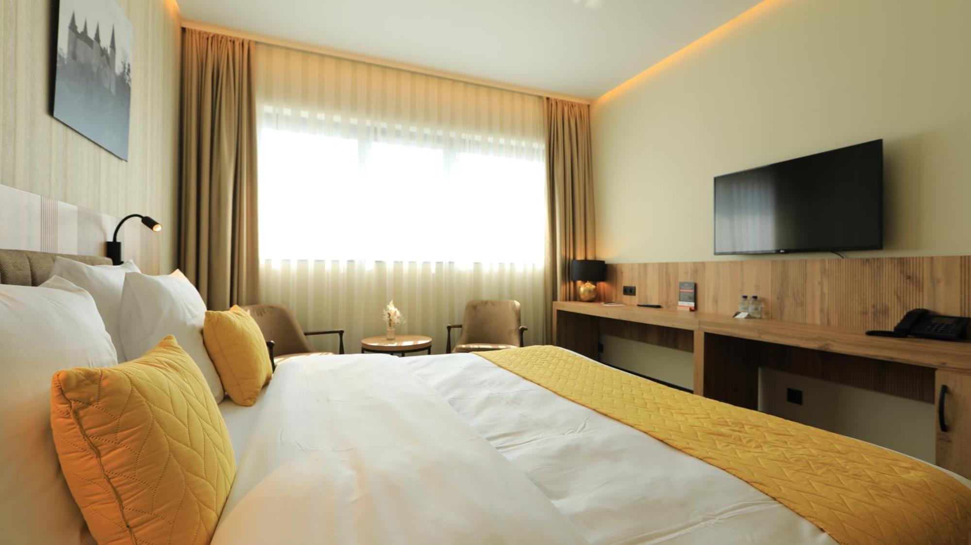 Le 830 Hotel 4*